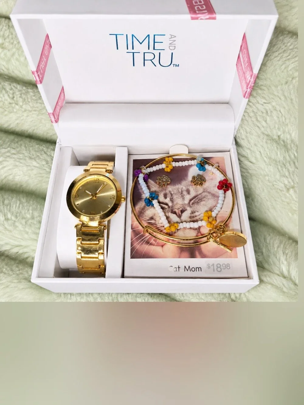 NWT Time and Tru Cat Mom Watch & Bracelet Gift Set